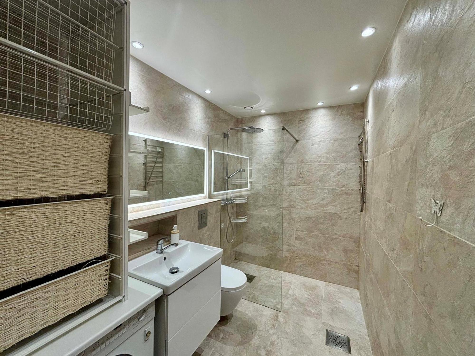 Next To Old Town, Free Underground Parking, Peaceful Location Appartamento